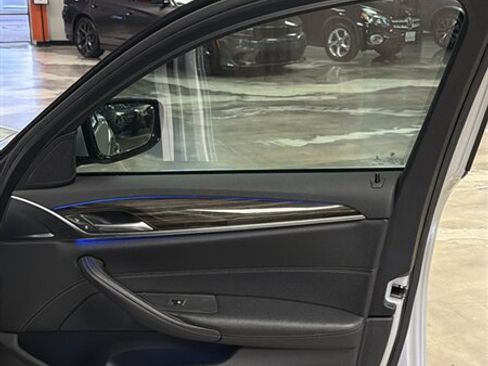 Used 2018 BMW 540i RWD image 32