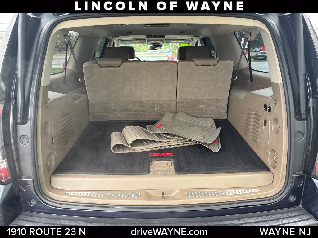 Used 2019 GMC Yukon XL SLT w/ Premium Edition AWD/4WD image 6