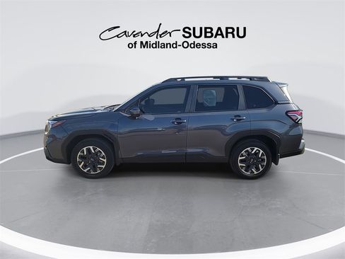 Used 2025 Subaru Forester Premium w/ Convenience Package #1 image 5