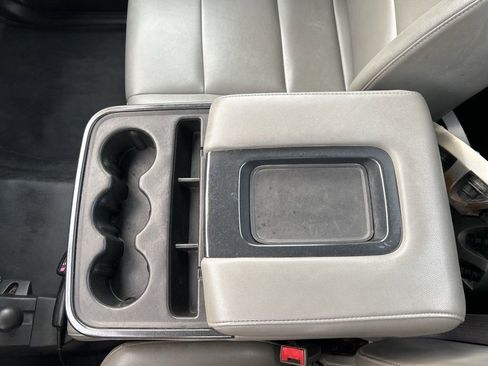 Used 2017 Chevrolet Silverado 3500 W/T w/ WT Fleet Convenience Package image 7