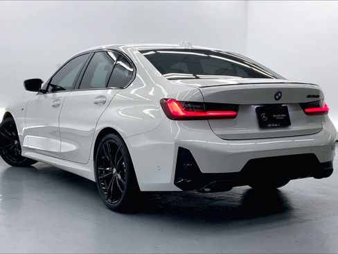 Used 2024 BMW M340i w/ Premium Package image 2