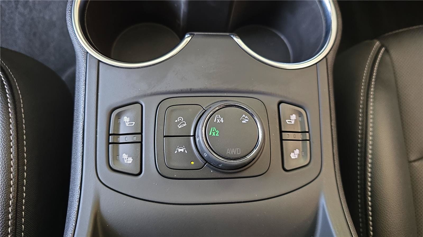 Used 2024 GMC Terrain SLT w/ Elevation Edition AWD/4WD image 24