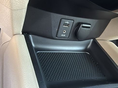 Used 2015 Nissan Rogue SL w/ SL Premium Package image 17