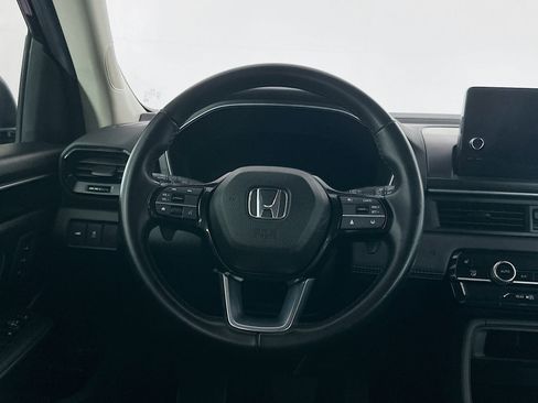 Used 2024 Honda Pilot EX-L image 18