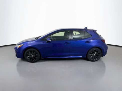 Used 2025 Toyota Corolla XSE FWD image 4