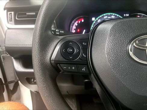 Certified 2024 Toyota RAV4 XLE image 22