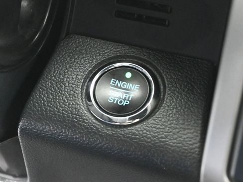 Certified 2022 Ford F250 Lariat w/ Lariat Ultimate Package image 14