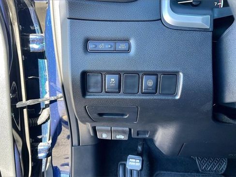 Certified 2024 Nissan Murano SV image 28