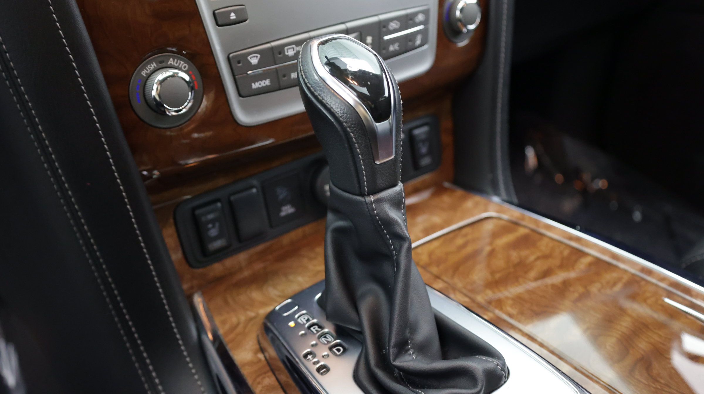Used 2018 INFINITI QX80 2WD image 22