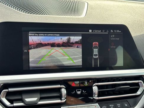 Used 2022 BMW 330i 330i Sedan North America RWD w/ M Sport Package image 21