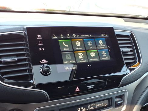 Certified 2024 Honda Passport EX-L image 18