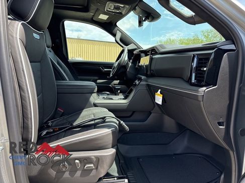 New 2026 GMC Sierra 1500 AT4X AWD/4WD image 11