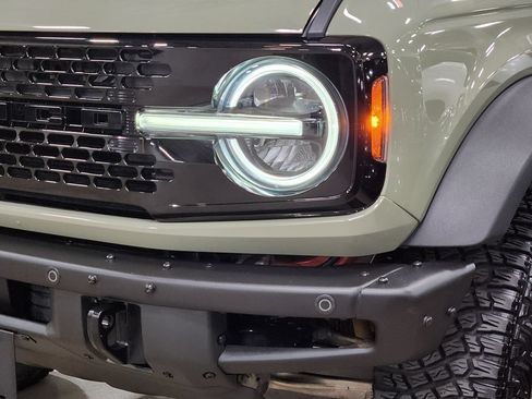 Used 2022 Ford Bronco Wildtrak AWD/4WD image 17