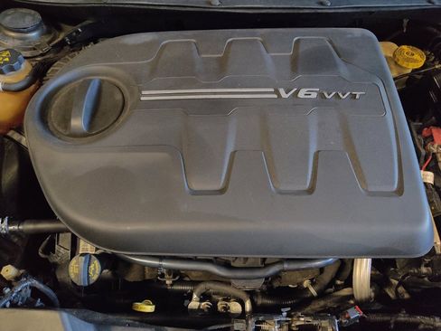 Used 2015 Jeep Cherokee Limited AWD/4WD image 30