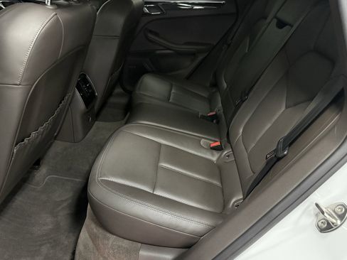 Used 2017 Porsche Macan S image 40