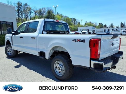 New 2026 Ford F250 XL w/ XL Chrome Package image 5