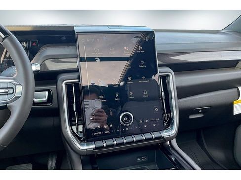 New 2026 GMC Yukon Elevation w/ Elevation Premium Package image 6