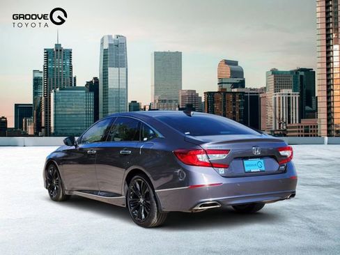 Used 2022 Honda Accord Touring image 3