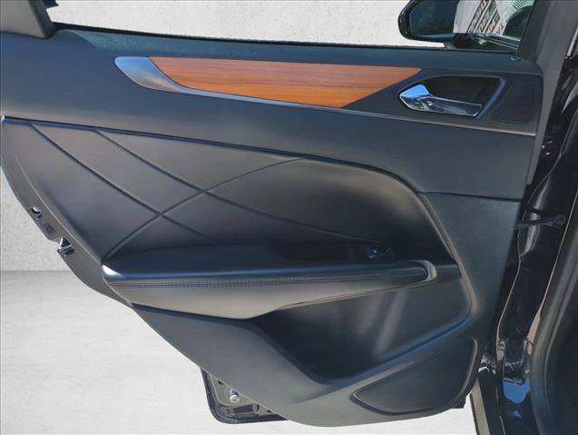 Used 2019 Lincoln MKC Reserve FWD image 11
