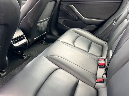 Used 2019 Tesla Model 3 Long Range AWD/4WD image 5