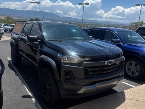 Used 2023 Chevrolet Colorado Trail Boss w/ Advanced Trailering Package AWD/4WD image 3