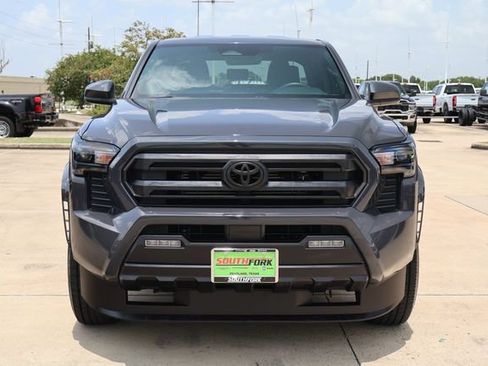Used 2025 Toyota Tacoma SR5 RWD image 2