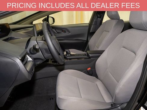 Used 2026 Toyota Prius LE FWD image 10