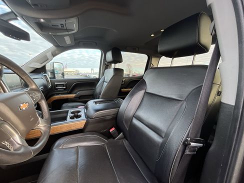 Used 2016 Chevrolet Silverado 2500 LTZ w/ Duramax Plus Package image 19