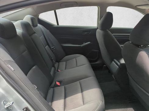 Used 2023 Nissan Altima 2.5 SV FWD image 21