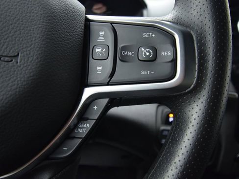 New 2026 RAM 1500 4x4 Crew Cab image 24