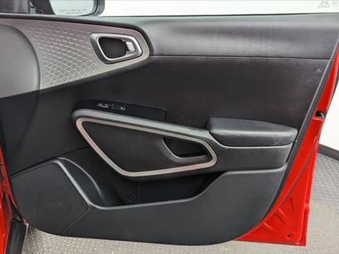 Used 2024 Kia Soul LX w/ Option Group 015 image 22