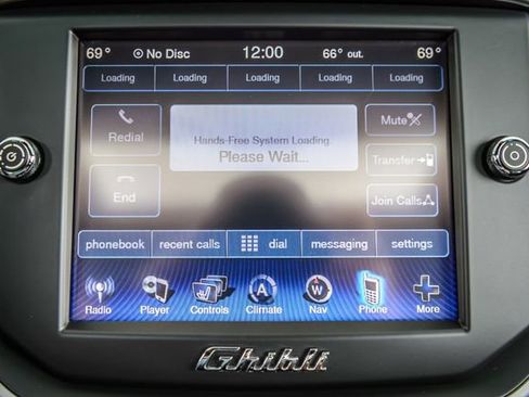 Used 2015 Maserati Ghibli RWD image 23