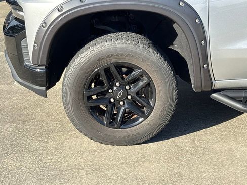 Used 2019 Chevrolet Silverado 1500 LT Trail Boss image 11