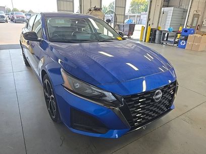Used 2025 Nissan Altima 2.5 SR w/ SR Premium Package