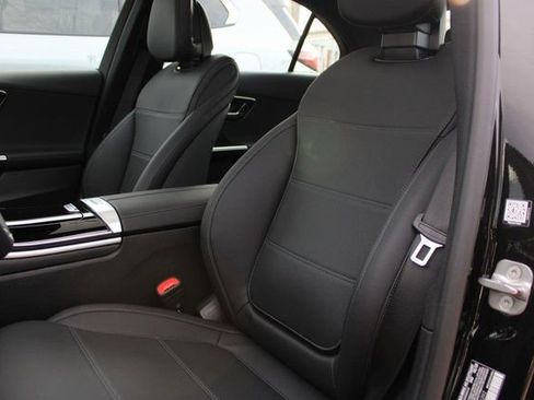 New 2025 Mercedes-Benz C 300 4MATIC Sedan image 30
