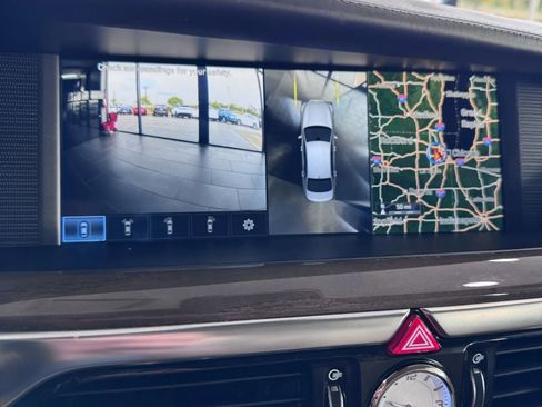 Used 2017 Genesis G90 3.3T Premium image 30