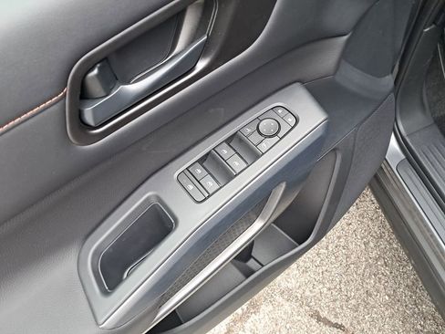 New 2025 Nissan Pathfinder Rock Creek image 12