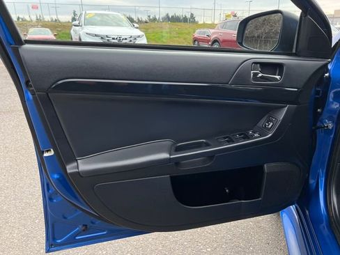 Used 2017 Mitsubishi Lancer ES image 19