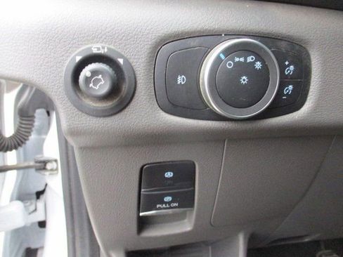 Used 2023 Ford Transit 350 XLT image 11