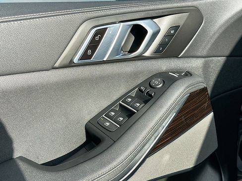 Used 2020 BMW X5 sDrive40i w/ Premium Package RWD image 18