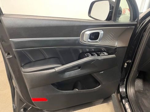 Used 2021 Kia Sorento SX image 24
