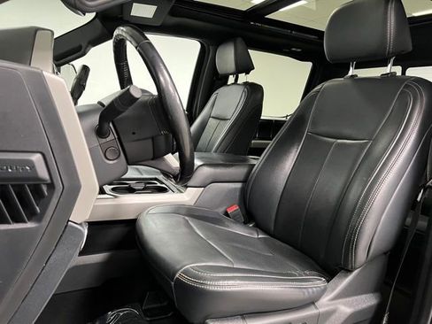 Used 2022 Ford F350 Lariat w/ Lariat Ultimate Package image 19