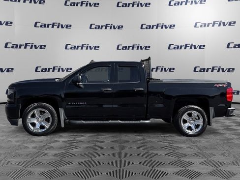 Used 2018 Chevrolet Silverado 1500 Custom w/ Custom Value Package AWD/4WD image 2