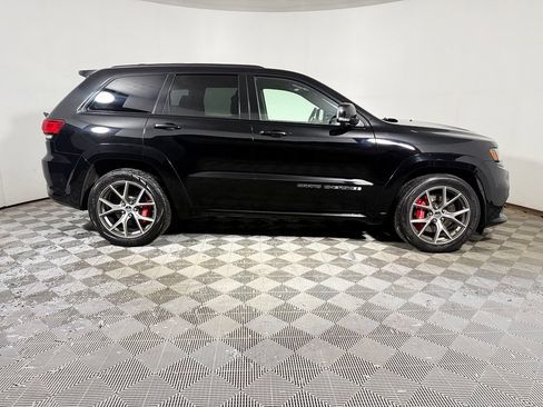 Used 2017 Jeep Grand Cherokee SRT AWD/4WD image 8