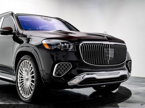 Used 2024 Mercedes-Benz Maybach GLS 600 4MATIC image 20