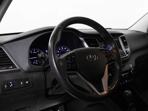 Used 2017 Hyundai Tucson Sport w/ Cargo Package image 4