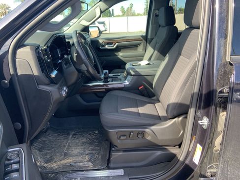 Used 2022 GMC Sierra 1500 Elevation w/ Preferred Package image 15