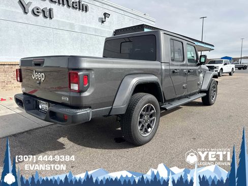 Used 2023 Jeep Gladiator Overland image 3