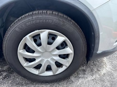 Used 2016 Nissan Rogue S FWD image 9