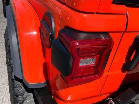 Used 2023 Jeep Wrangler Unlimited Rubicon 392 AWD/4WD image 28